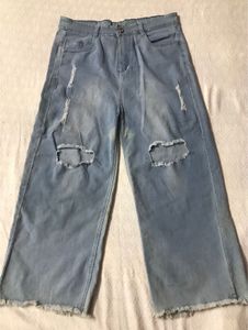 60% Off On Baggy Ripped Women Jeans