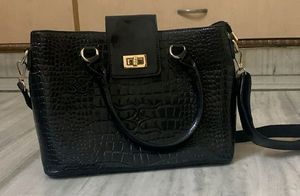 LUXURY BRAND TEXTURED HANDBAG