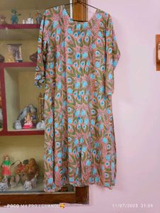 Floral Print KurtaSet