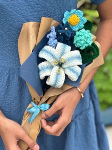Pretty Blue Crochet Flower Bouquet