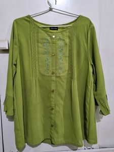 Stylish Olive Green High Low Bee Top