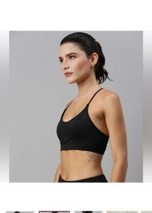 PUMAWomen Sports Lightly Padded Bra (Black)