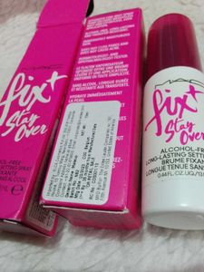 MAC Fix+ Stay Over