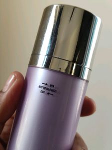 Lakme Skin Sculpting Serum