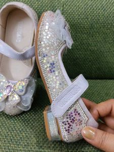 Cute Glittery Girl&#39;s Shoes