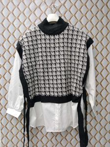New With Tag Korean Dotted Pullover