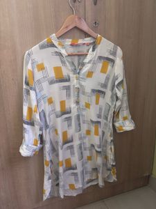 Abstract Print Button-Down Top