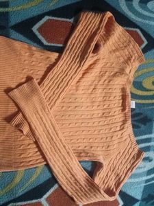 Top With Long Sleeves