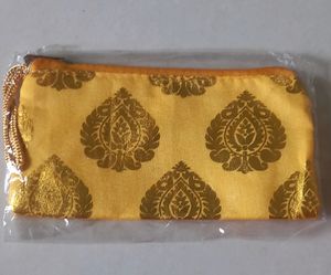 Ethnic Clutch - Cloth