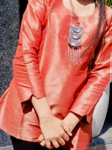 Short Kurti (Suit)