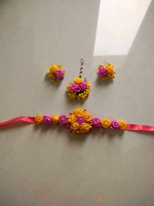 Floral Chokar Set Pink Yellow