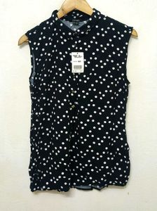 Trendy New Polka Dot Sleeveless Blouse