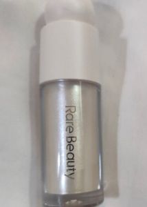 Rare beauty highlighter