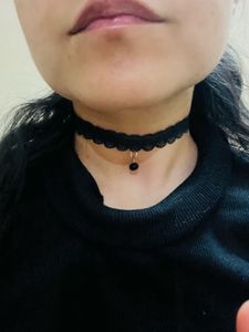 BLACK CHOKER