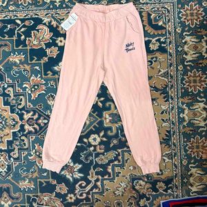 Nike Tennis Inspired Joggers