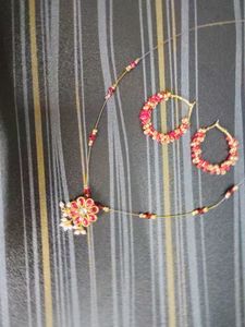 Red &amp; Gold Jewelry Set Freebies Also
