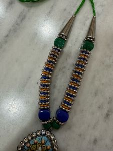 necklace with earrings traditional