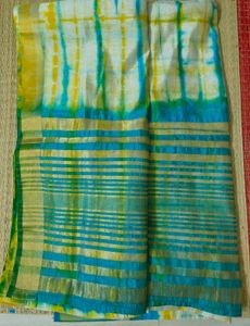 Tie-Dye Saree with Gold Border