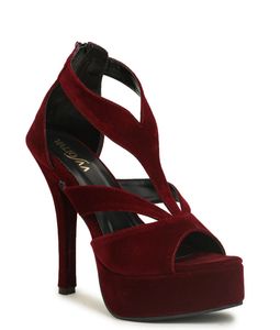 Brand New. Never Worn, Size38