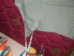 Checkered Women&#39;s Top