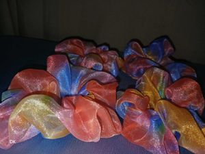 Scrunchies For Hairs