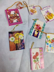 Set Of 8 Tag Greeting Cards