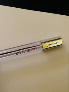 Love Earth Lip Gloss - Shine Radiator