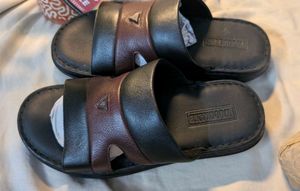 Woodland Leather Slippers size 7🔥