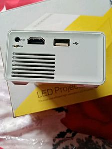 LED PROJECTOR
