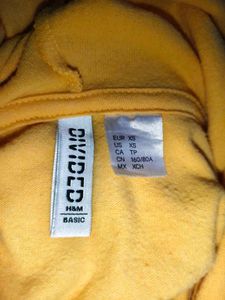 🎁Buy 1, Get 1 Free🎁H&amp;M Yellow  Hoodie Size S/M
