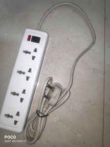 HAVELLS 4 Slot Power Board With Safety Swtich
