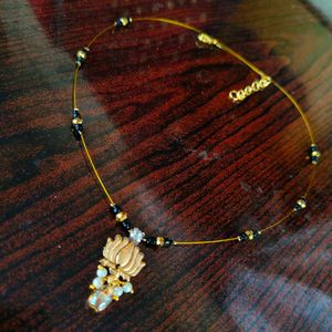 Gold Lotus Pendant Invisble Mangalsutra Chain