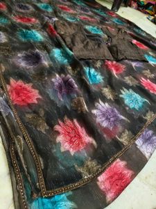 Floral Print Saree With Blouse