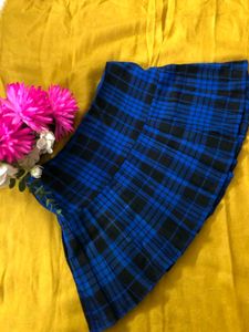 Very Cute Micromini Check Plated Skirt