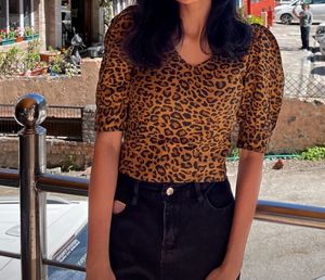 Sexy Chitah Print Crop Top🤎