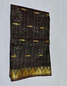 Elegant Grey &amp; Gold Saree