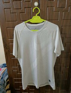 Nike Original Dryfit Size L