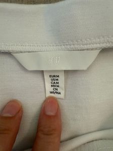 Elegant White Top M-size