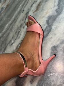 Pink Heels 37