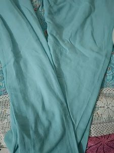 Leggi Kurti With Chunni