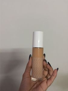 kay beauty Flawless Finish Foundation