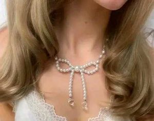 Bow Pearl Necklace