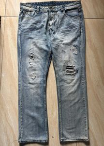 LOOSE FIT JEANS