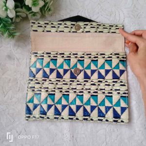 Mango Clutch
