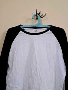 Black &amp; White Cropped Raglan Top