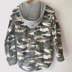 H&amp;M Divided Hooded Camo Shirt Shacket