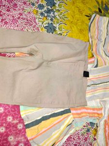 women designer top and pants set