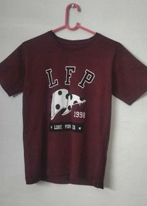 Maroon Graphic T-Shirt