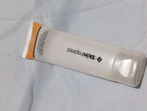 Saleee On sunscreens