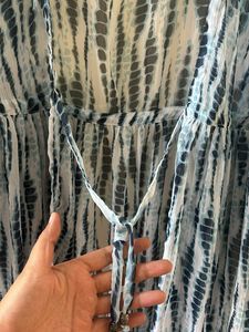 Sera Shrug For Women In XL Size